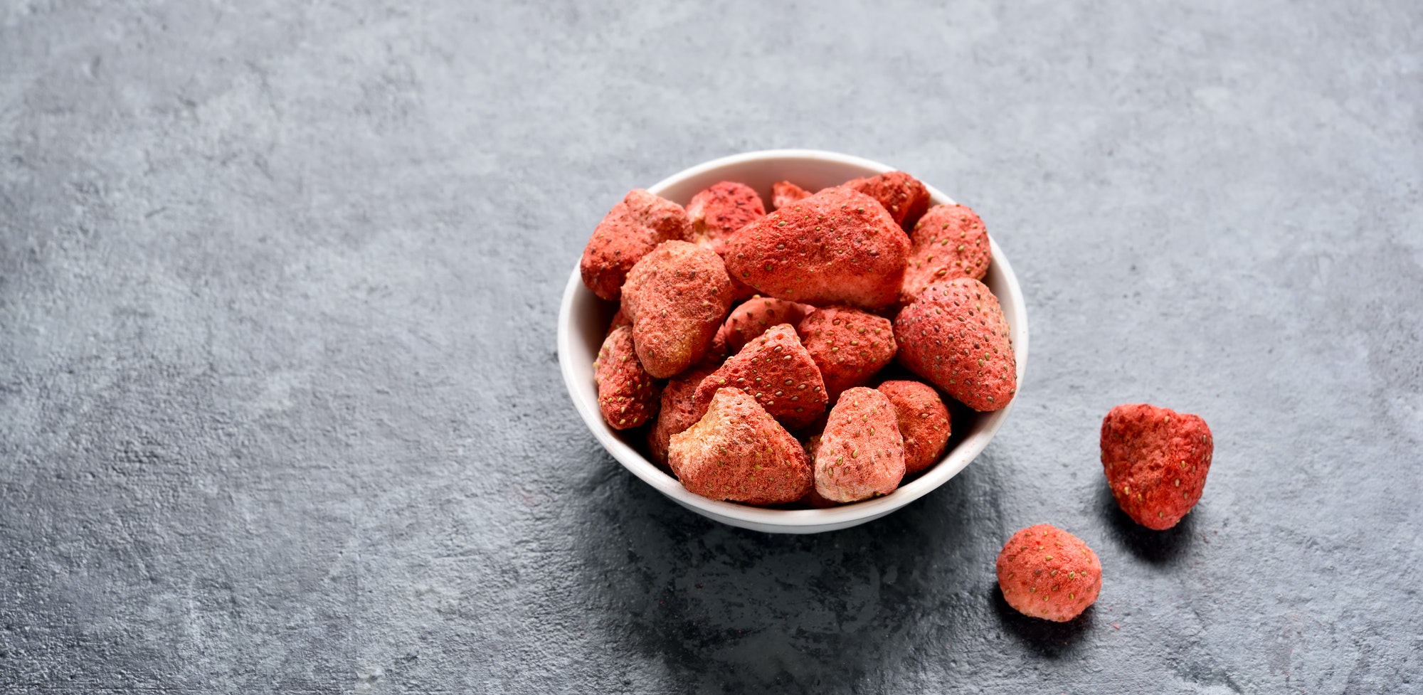 Dried strawberries in bowl